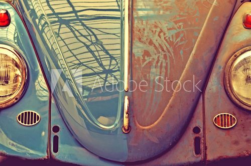Fototapeta Anfas old car, half dirty. Retro Style (car wash, good and evil,