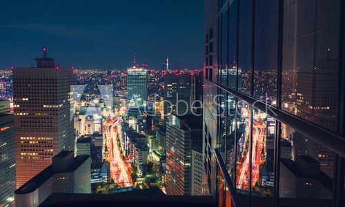 Fototapeta Aerial view cityscape at night in Tokyo, Japan from a skyscraper