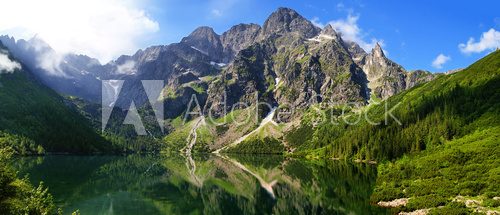 Fototapeta Beautiful scenery of Tatra mountains and Eye of the Sea