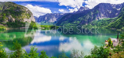 Fototapeta Breathtaking nature and lakes of Austria. Hallstatt