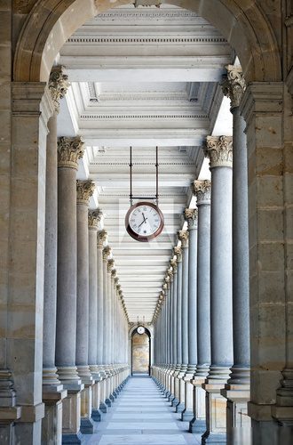 Fototapeta Classical style colonnade in Karlovy Vary, Czech Republic