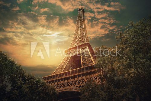 Fototapeta Eiffel Tower at sunset in Paris, France