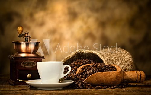 Fototapeta Espresso coffee with old coffee grinder