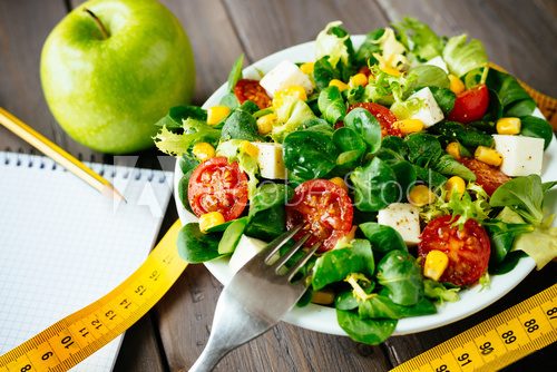 Fototapeta Healthy fitness green salad