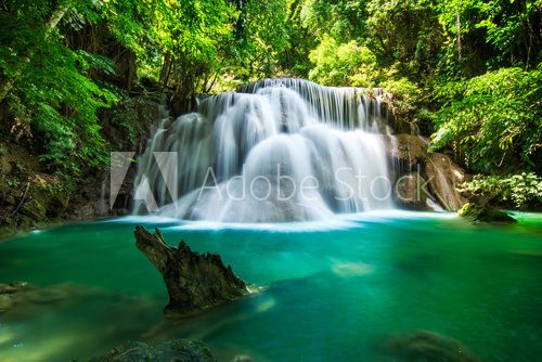 Fototapeta Huay Mae Khamin waterfall in tropical fprest, Thailand 