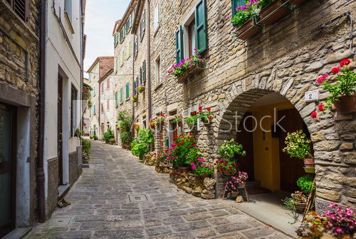 Fototapeta  Italian street in a small provincial town of Tuscan