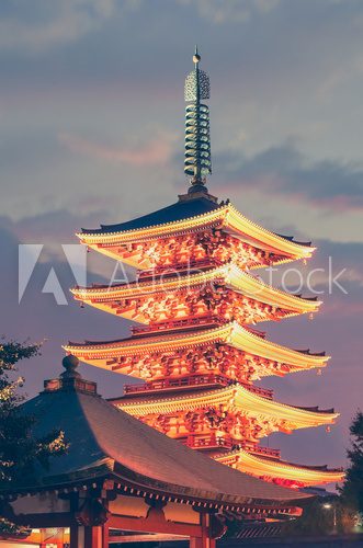Fototapeta Japanese red pagoda in Asakusa temple at twilight