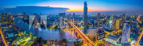 Fototapeta Landscape of river in Bangkok cityscape in night time