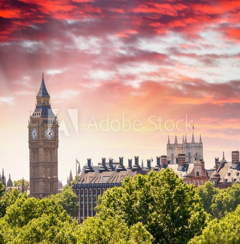 Fototapeta Magnificent sunset view of Houses of Parliament - London