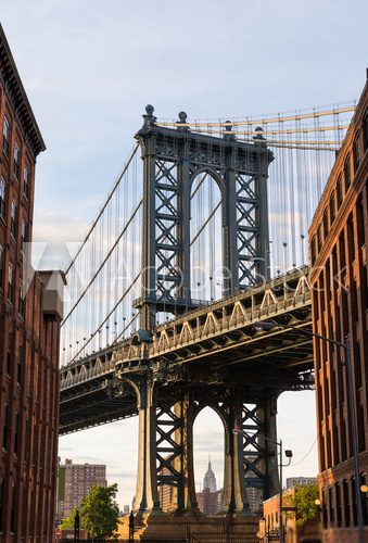 Fototapeta Manhattan Bridge at Brooklyn street New York US