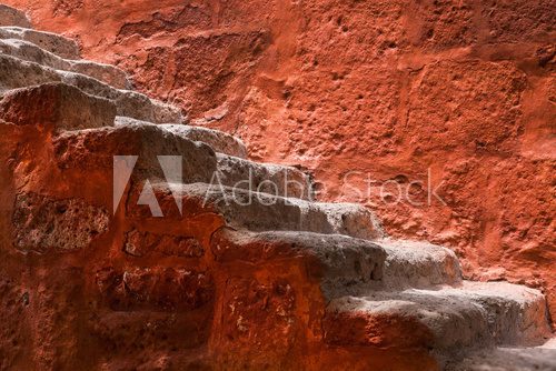 Fototapeta old stairs and red wall