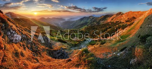 Fototapeta Panorama mountain with sun, Vratna valley, Slovakia