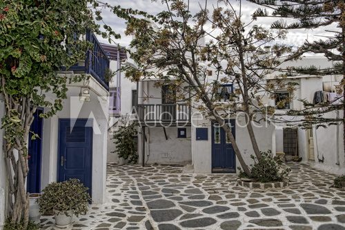 Fototapeta Small square in Mykonos, Cyclades, Greece