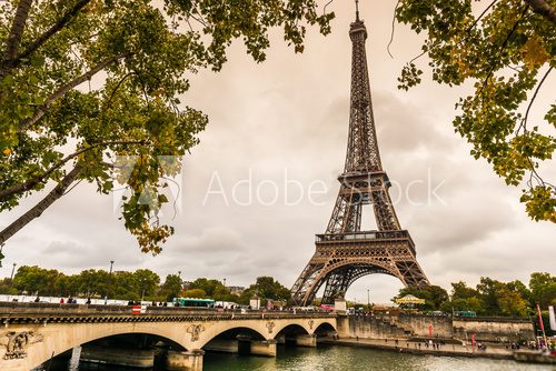 Fototapeta Tour Eiffel et pont d'Iena Ã  Paris, France