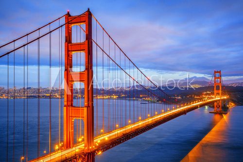 Fototapeta view of famous Golden Gate Bridge by night