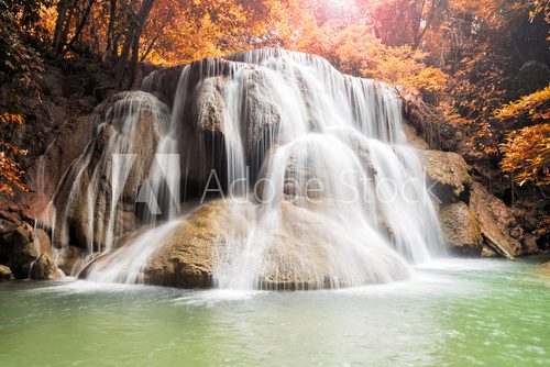 Fototapeta Waterfall in rain forest  (Huay Mae Kamin Waterfall, Kanchanabur